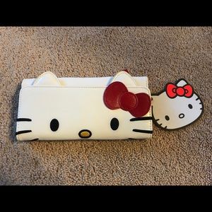 Brand New Loungefly Sanrio Hello Kitty Wallet